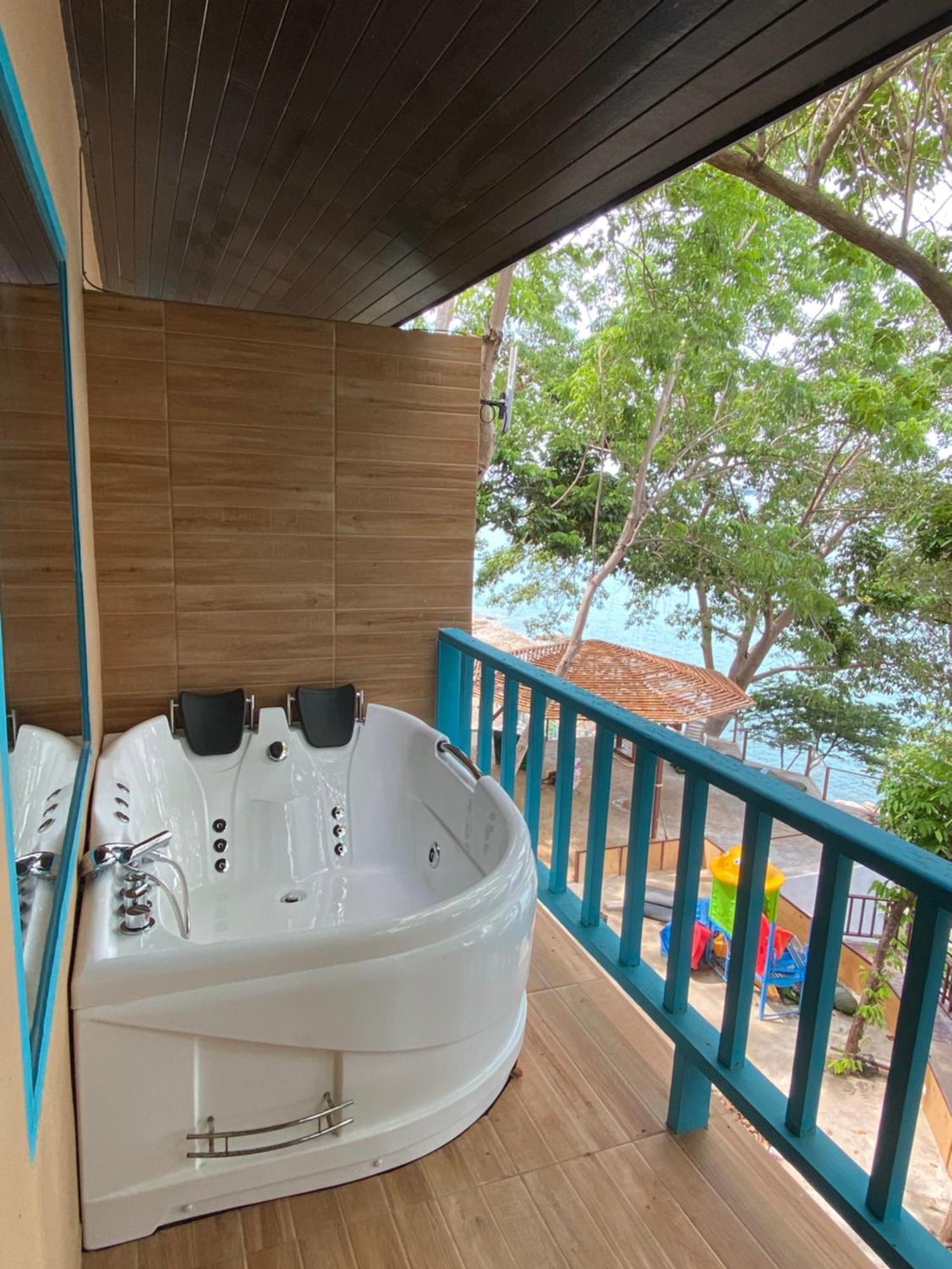 Baan Hin Sai Resort&spa - Sha Extra Strand von Chaweng